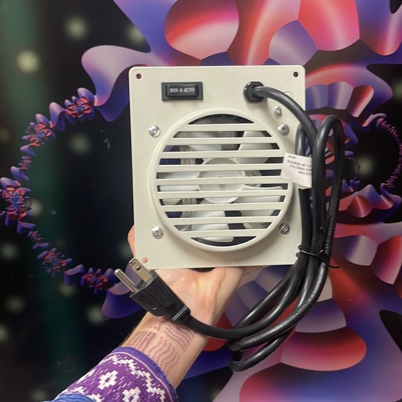 Mr. Heater Blower Kit to improve air circulation unused in box - Picture 3 of 13